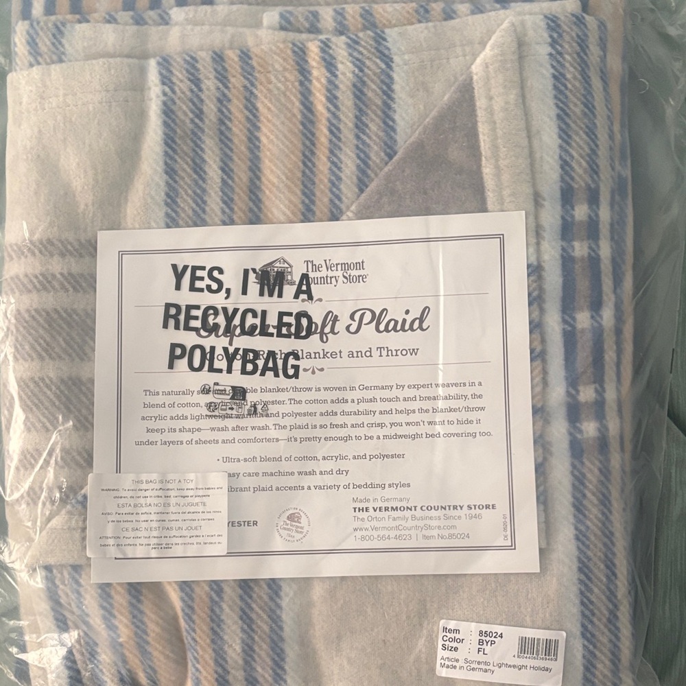 The Vermont Country Store Soft Plaid Blanket - Blue and Cream